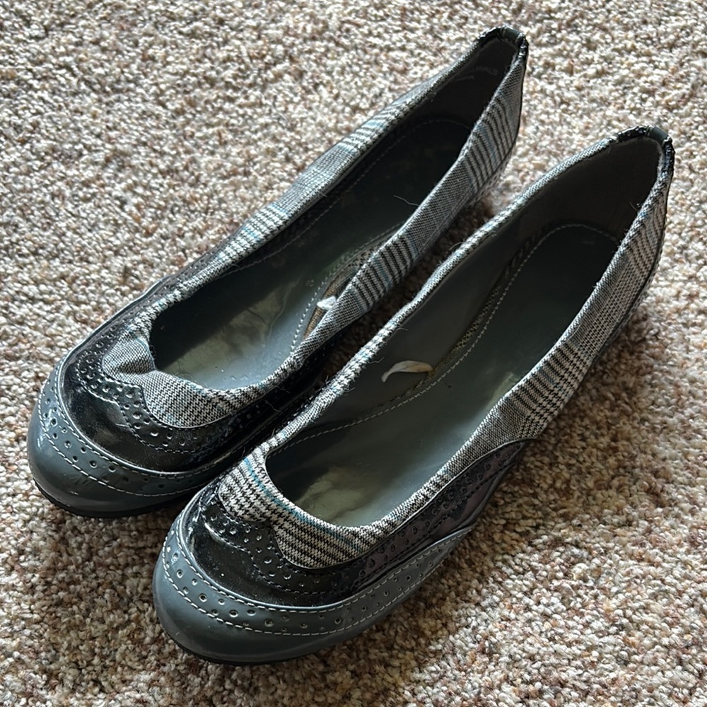 Stylish Gray Women's Shoes